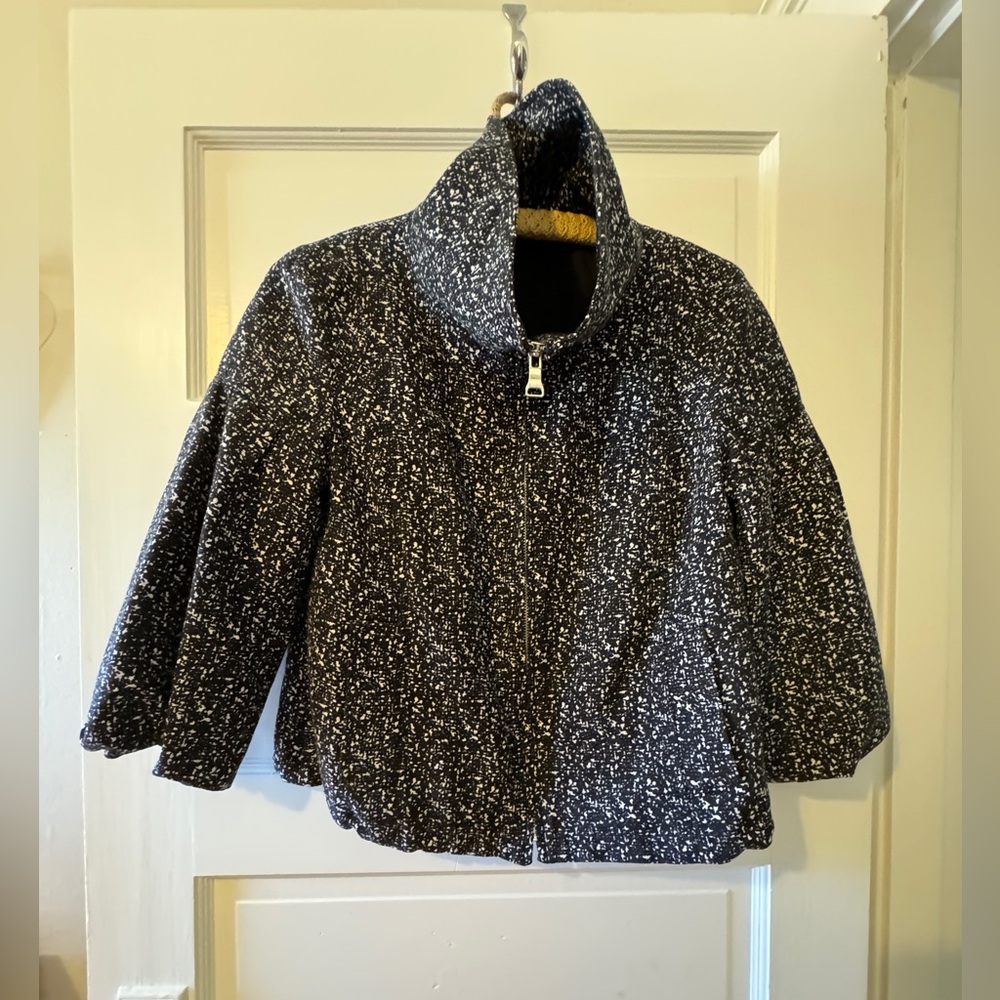 Black and white cropped 3/4 sleeve jacket